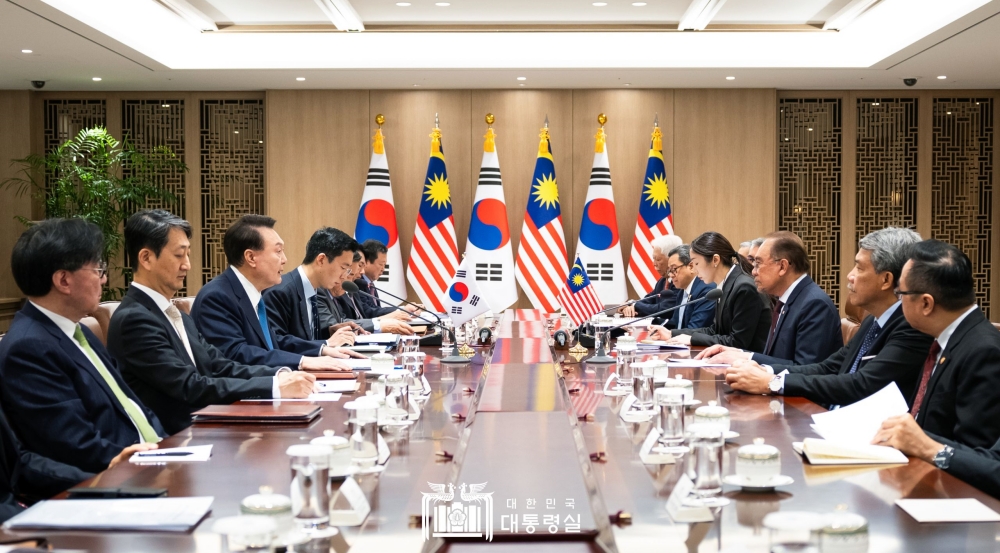 윤석열&nbsp;대통령, 말레이시아 총리 공식 방한 계기 정상회담 개최(11.25)